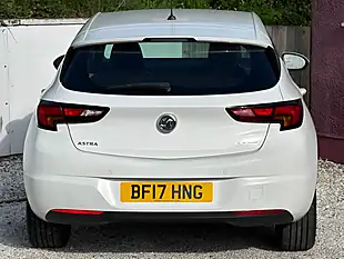 Used 2017 Vauxhall Astra Design White - Interior and Exterior details 15