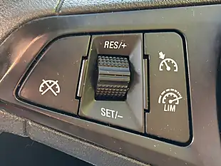 Used 2017 Vauxhall Astra Design White - Interior and Exterior details 20