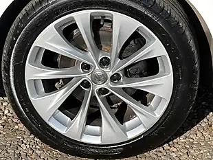 Used 2017 Vauxhall Astra Design White - Interior and Exterior details 10