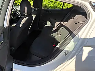Used 2017 Vauxhall Astra Design White - Interior and Exterior details 7
