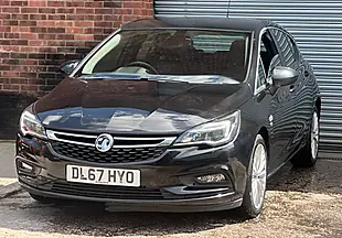 Used 2017 Vauxhall Astra Elite Black - Interior and Exterior details 10