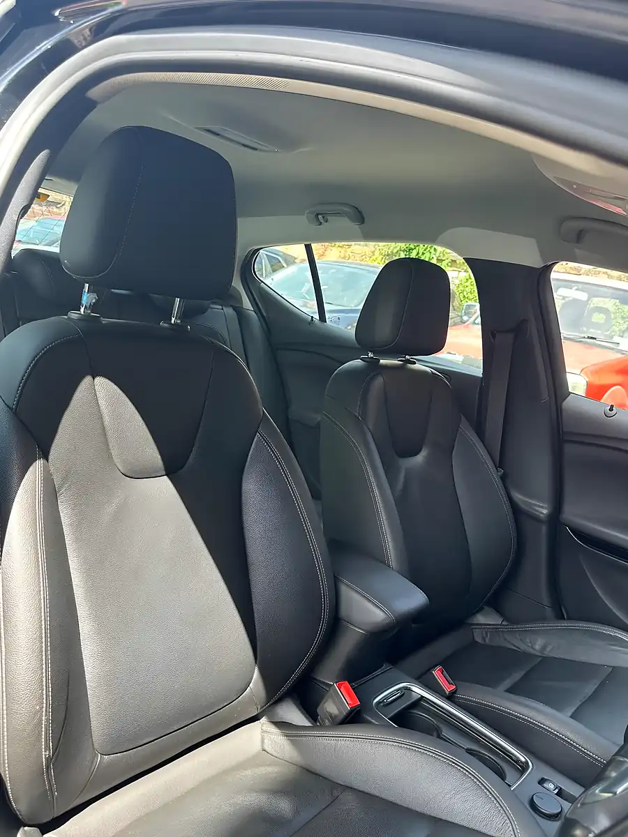 Used 2017 Vauxhall Astra Elite Black - Interior and Exterior details 14