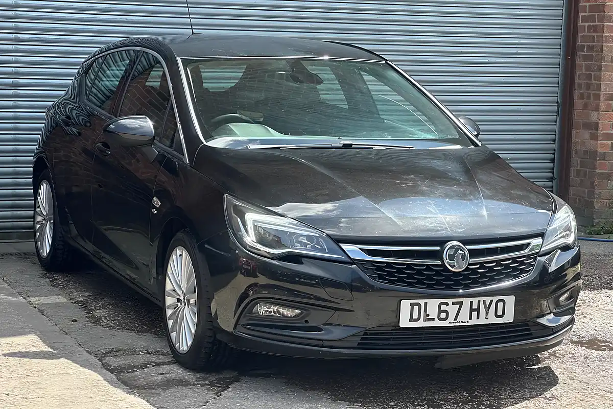 Used 2017 Vauxhall Astra Elite Black - Interior and Exterior details 3