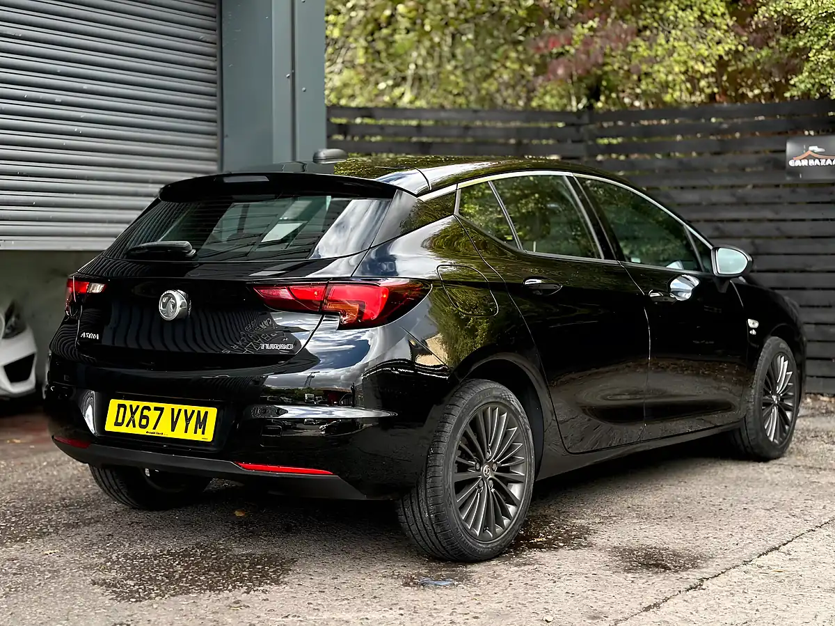 Used 2017 Vauxhall Astra Elite Black - Interior and Exterior details 11