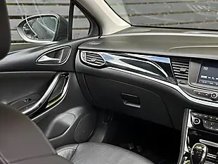 Used 2017 Vauxhall Astra Elite Black - Interior and Exterior details 15