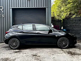 Used 2017 Vauxhall Astra Elite Black - Interior and Exterior details 4