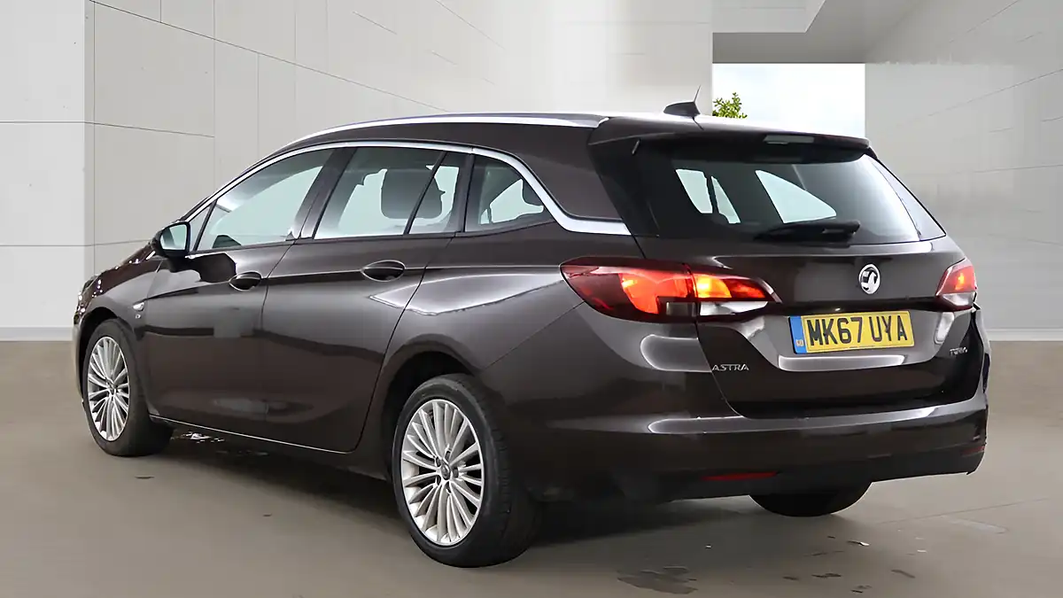 Used 2017 Vauxhall Astra Elite Brown - Interior and Exterior details 2