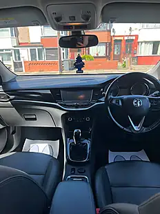 Used 2017 Vauxhall Astra Elite Diamond Black - Interior and Exterior details 5