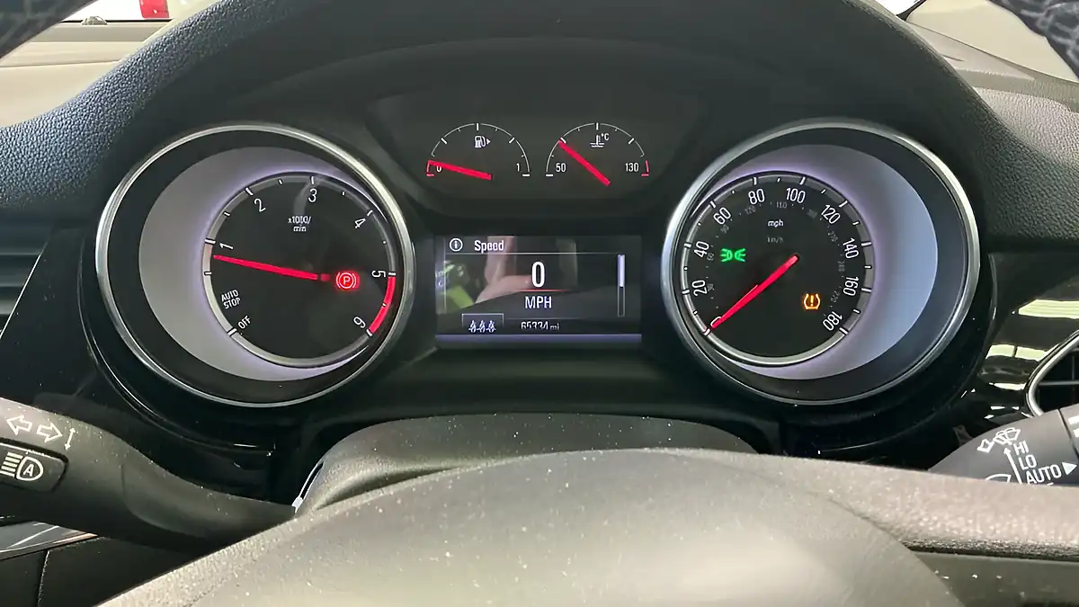 Used 2017 Vauxhall Astra Elite Nav Black - Interior and Exterior details 17
