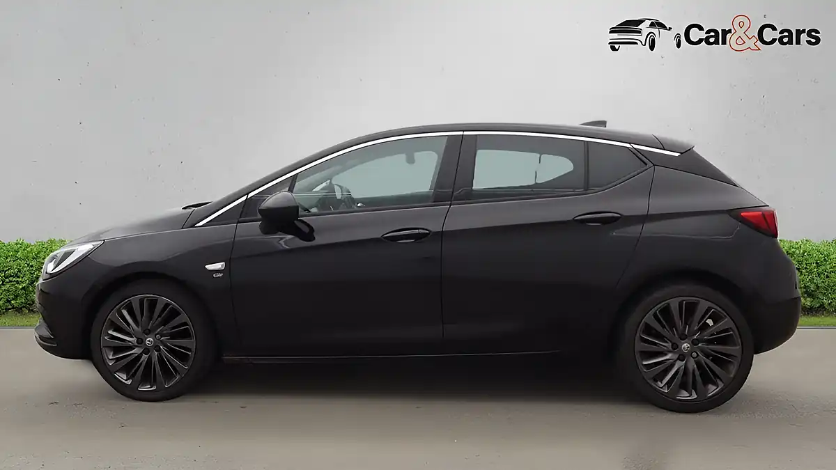 Used 2017 Vauxhall Astra Elite Nav Black - Interior and Exterior details 6