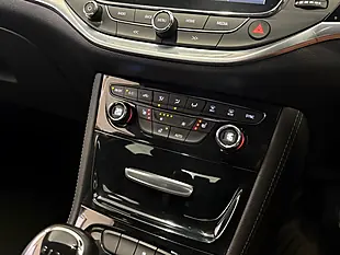 Used 2017 Vauxhall Astra Elite Nav Grey - Interior and Exterior details 14