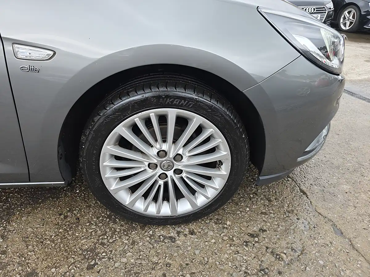 Used 2017 Vauxhall Astra Elite Nav Grey - Interior and Exterior details 19