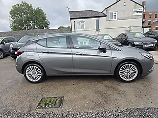 Used 2017 Vauxhall Astra Elite Nav Grey - Interior and Exterior details 5