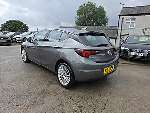 Used 2017 Vauxhall Astra Elite Nav Grey - Interior and Exterior details 6