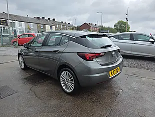 Used 2017 Vauxhall Astra Elite Nav Grey - Interior and Exterior details 8