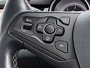 Used 2017 Vauxhall Astra Elite Nav Red - Interior and Exterior details 14