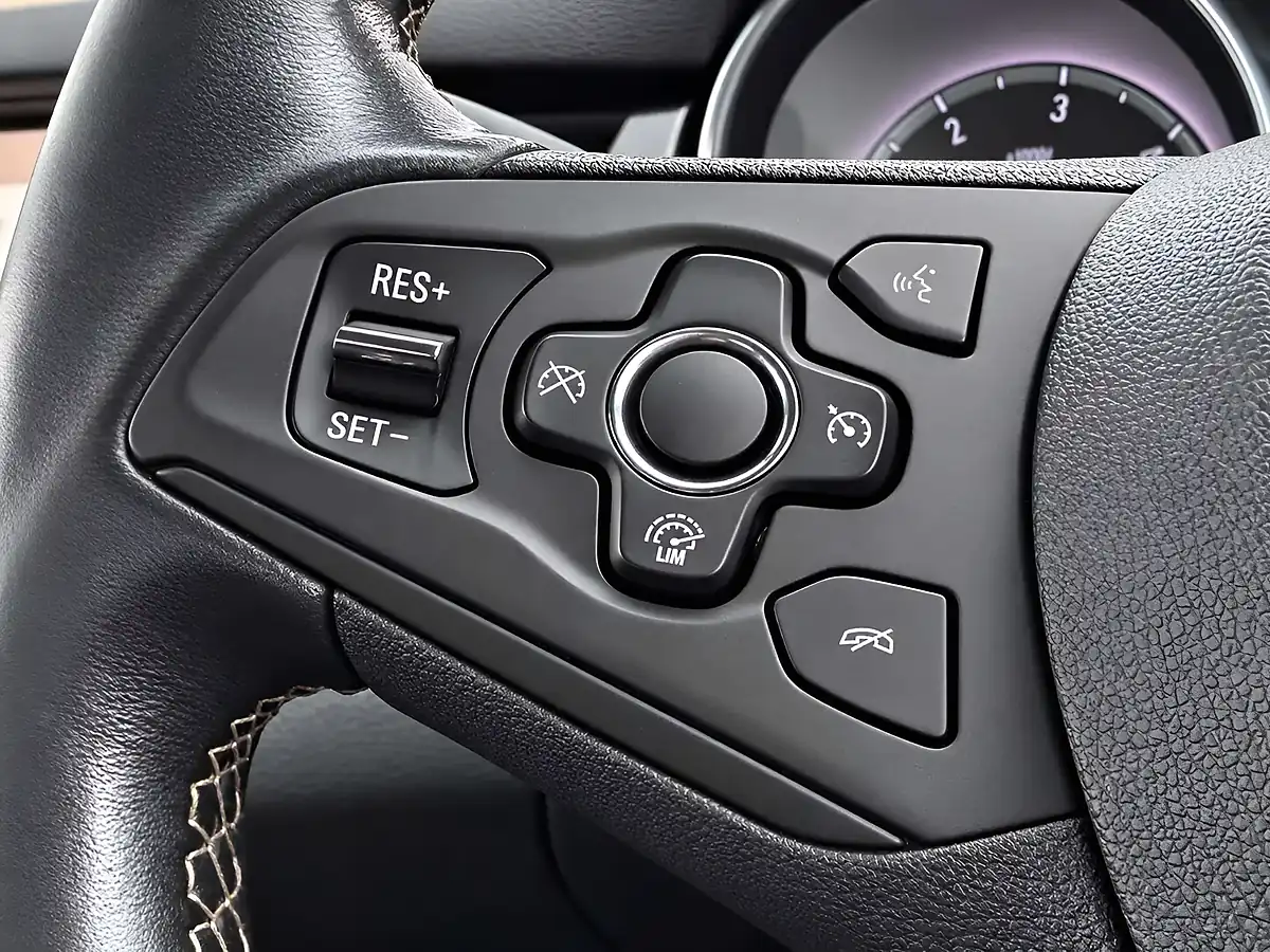 Used 2017 Vauxhall Astra Elite Nav Red - Interior and Exterior details 14