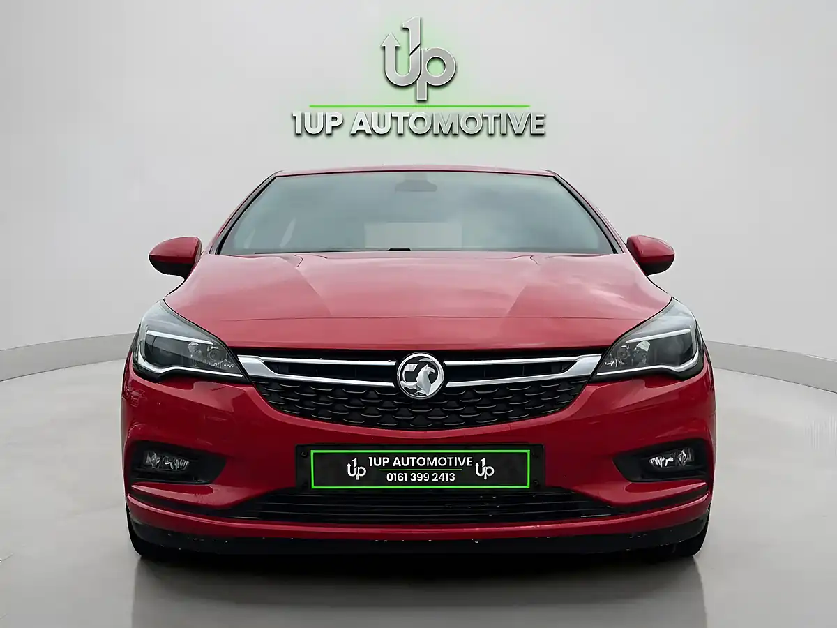 Used 2017 Vauxhall Astra Elite Nav Red - Interior and Exterior details 6