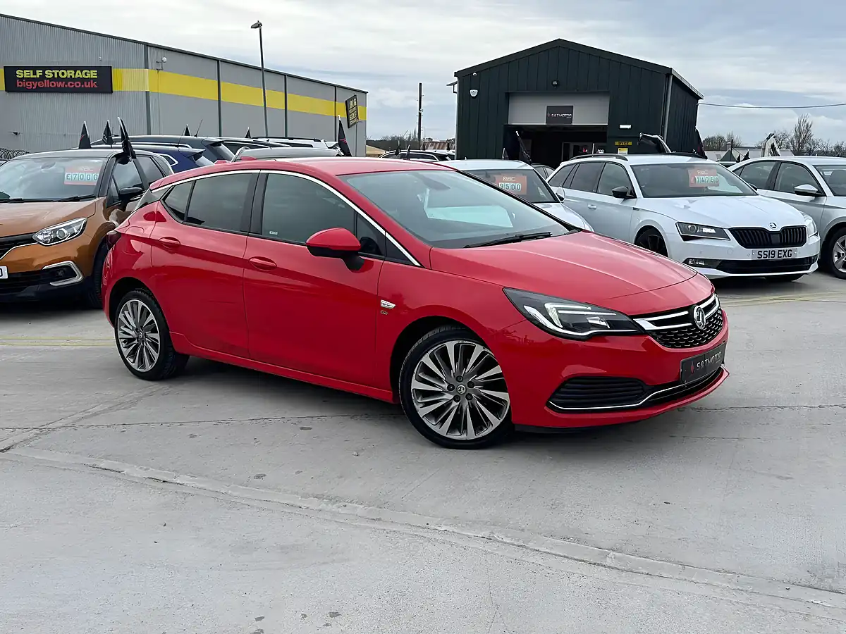 Used 2017 Vauxhall Astra Elite Nav Red - Interior and Exterior details 2