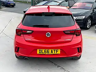 Used 2017 Vauxhall Astra Elite Nav Red - Interior and Exterior details 9