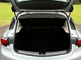 Used 2017 Vauxhall Astra Elite Nav Silver - Interior and Exterior details 14