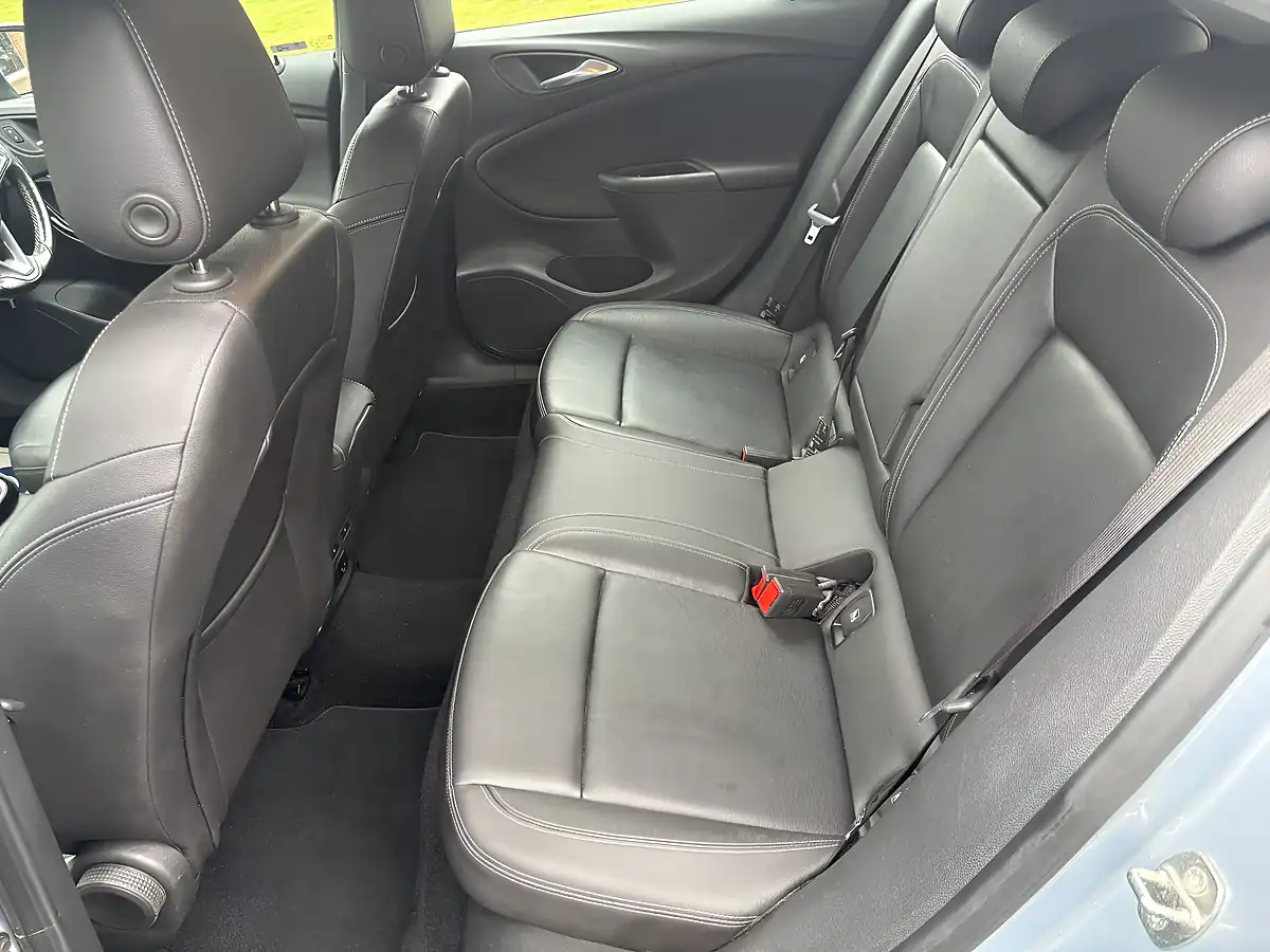 Used 2017 Vauxhall Astra Elite Nav Silver - Interior and Exterior details 16