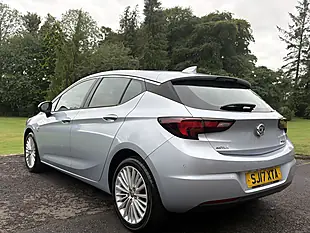 Used 2017 Vauxhall Astra Elite Nav Silver - Interior and Exterior details 5