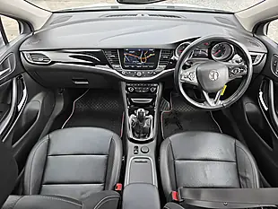 Used 2017 Vauxhall Astra Elite Nav White - Interior and Exterior details 10