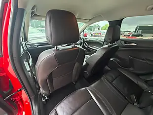 Used 2017 Vauxhall Astra Elite Red - Interior and Exterior details 17