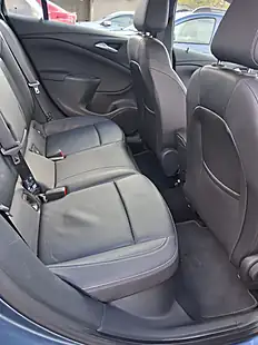 Used 2017 Vauxhall Astra Elite Sports Tourer Blue - Interior and Exterior details 11