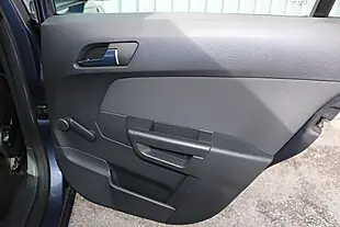 Used 2017 Vauxhall Astra Life Blue - Interior and Exterior details 12