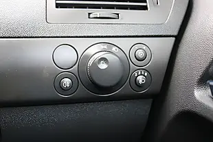 Used 2017 Vauxhall Astra Life Blue - Interior and Exterior details 15