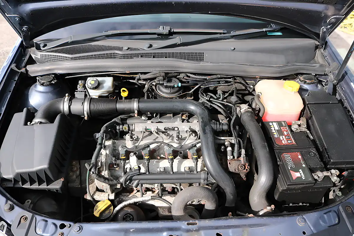 Used 2017 Vauxhall Astra Life Blue - Interior and Exterior details 5