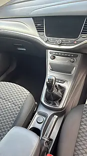 Used 2017 Vauxhall Astra Red - Interior and Exterior details 10