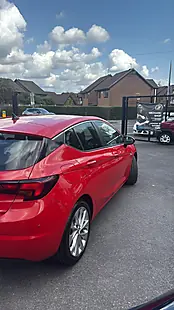 Used 2017 Vauxhall Astra Red - Interior and Exterior details 4
