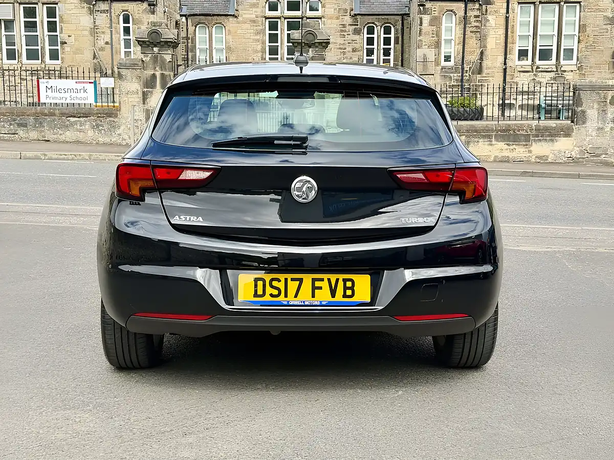 Used 2017 Vauxhall Astra Sri Black - Interior and Exterior details 12