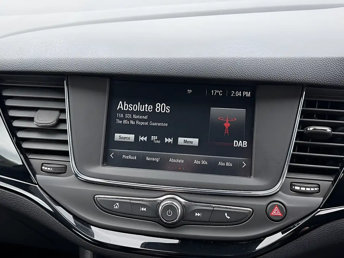 Used 2017 Vauxhall Astra Sri Black - Interior and Exterior details 16