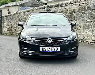 Used 2017 Vauxhall Astra Sri Black - Interior and Exterior details 2