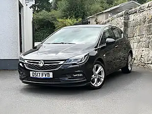 Used 2017 Vauxhall Astra Sri Black - Interior and Exterior details 4