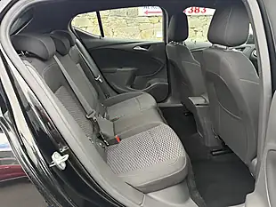 Used 2017 Vauxhall Astra Sri Black - Interior and Exterior details 6