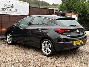 Used 2017 Vauxhall Astra Sri Black - Interior and Exterior details 5