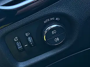 Used 2017 Vauxhall Astra Sri Blue - Interior and Exterior details 13