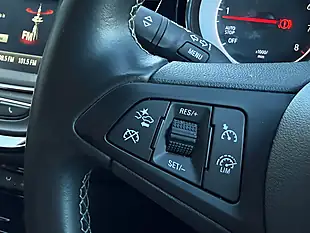 Used 2017 Vauxhall Astra Sri Blue - Interior and Exterior details 15