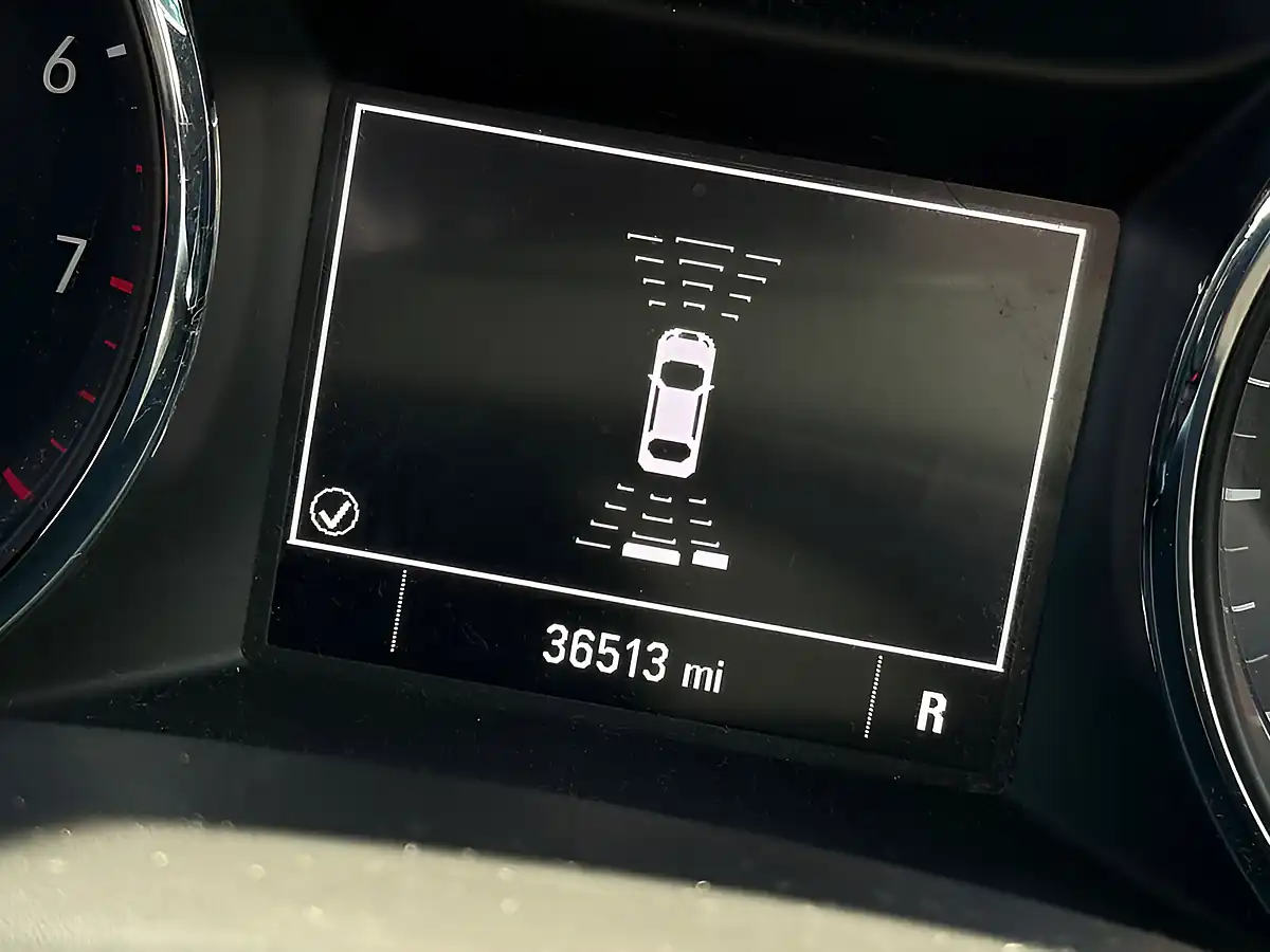 Used 2017 Vauxhall Astra Sri Blue - Interior and Exterior details 19
