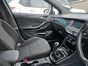 Used 2017 Vauxhall Astra Sri Blue - Interior and Exterior details 20