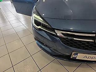 Used 2017 Vauxhall Astra Sri Blue - Interior and Exterior details 6