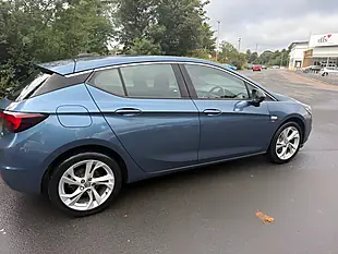 Used 2017 Vauxhall Astra Sri Blue - Interior and Exterior details 8
