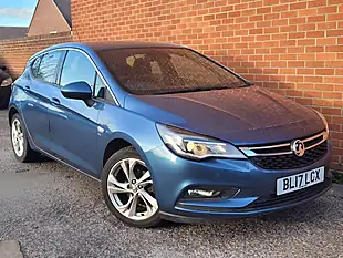 Used 2017 Vauxhall Astra Sri Blue - Interior and Exterior details 10