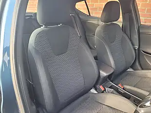 Used 2017 Vauxhall Astra Sri Blue - Interior and Exterior details 15