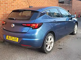 Used 2017 Vauxhall Astra Sri Blue - Interior and Exterior details 6